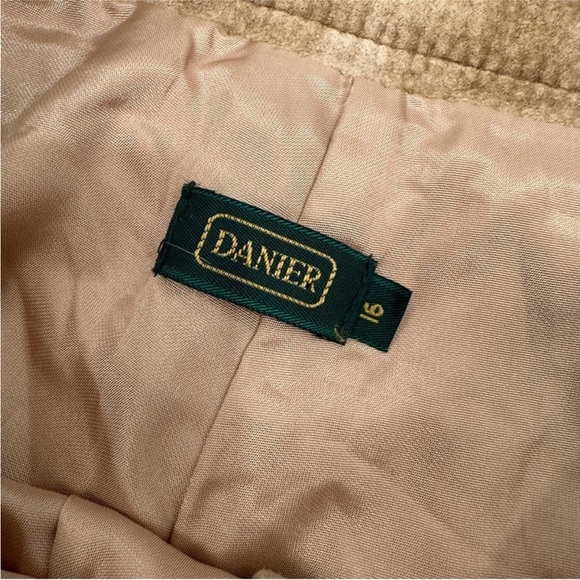 Vintage Danier High Waisted Tan Suede Pants - Picture 6 of 7